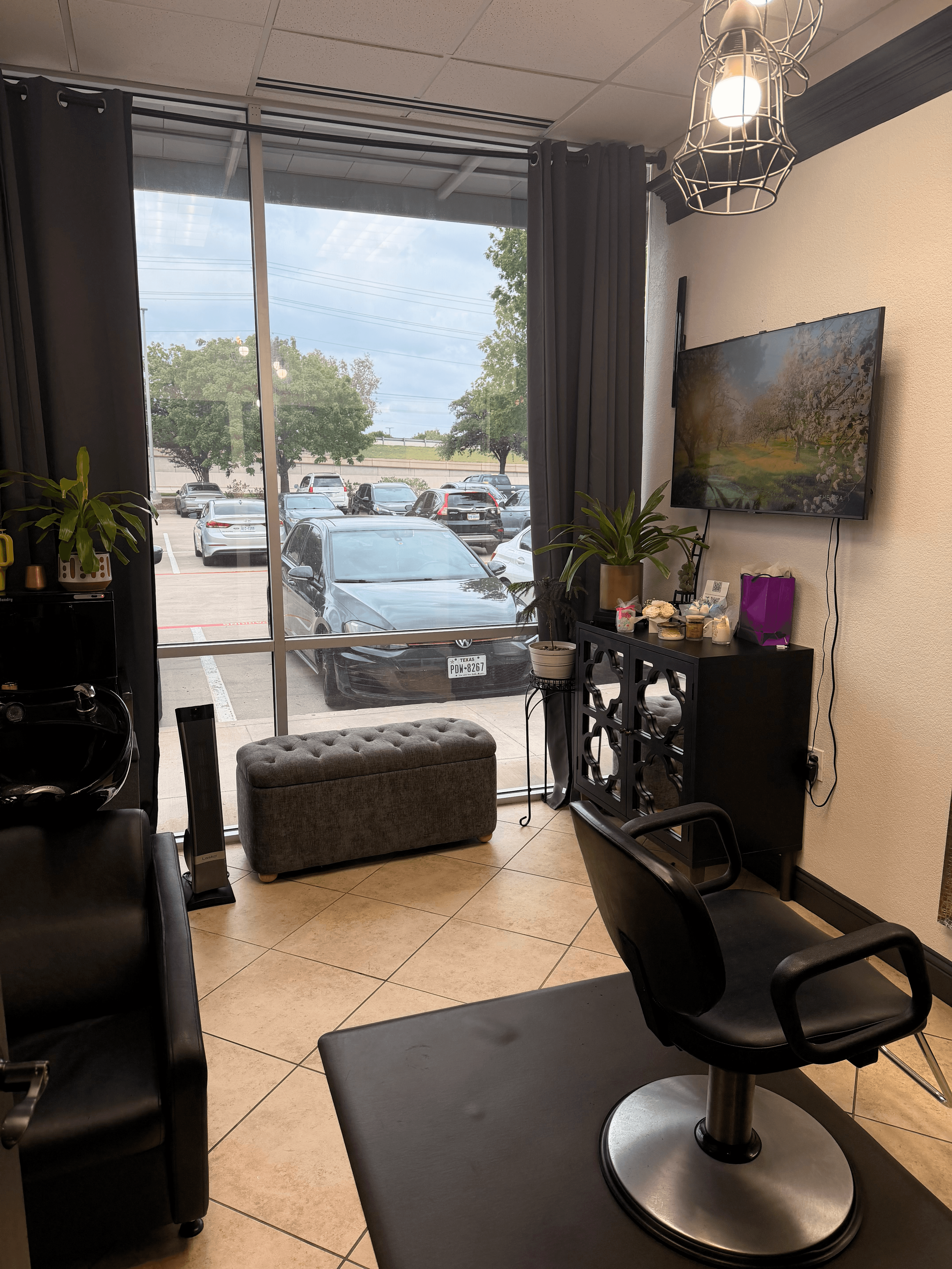 Inside Elsy's salon